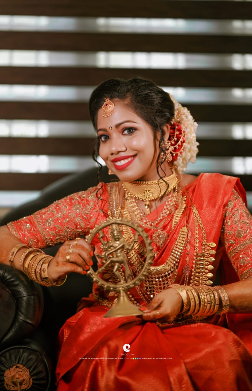 WHITE PETAL DESIGNER BOUTIQUE AND BEAUTY PARLOUR KUNNAMKULAM