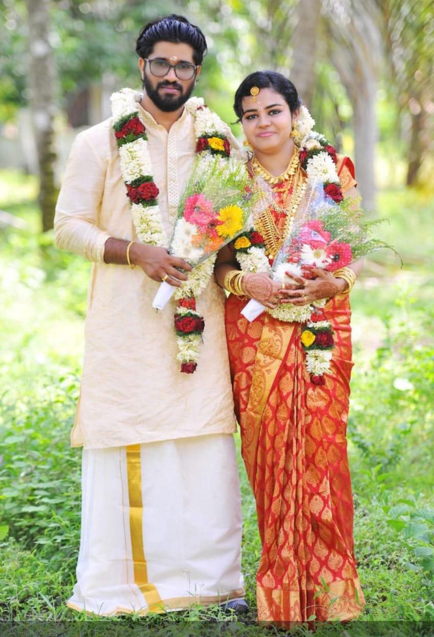 WHITE PETAL DESIGNER BOUTIQUE AND BEAUTY PARLOUR KUNNAMKULAM